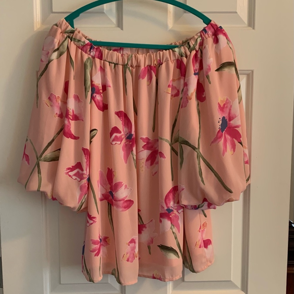 Caramela pink floral off shoulder top - S - NWT